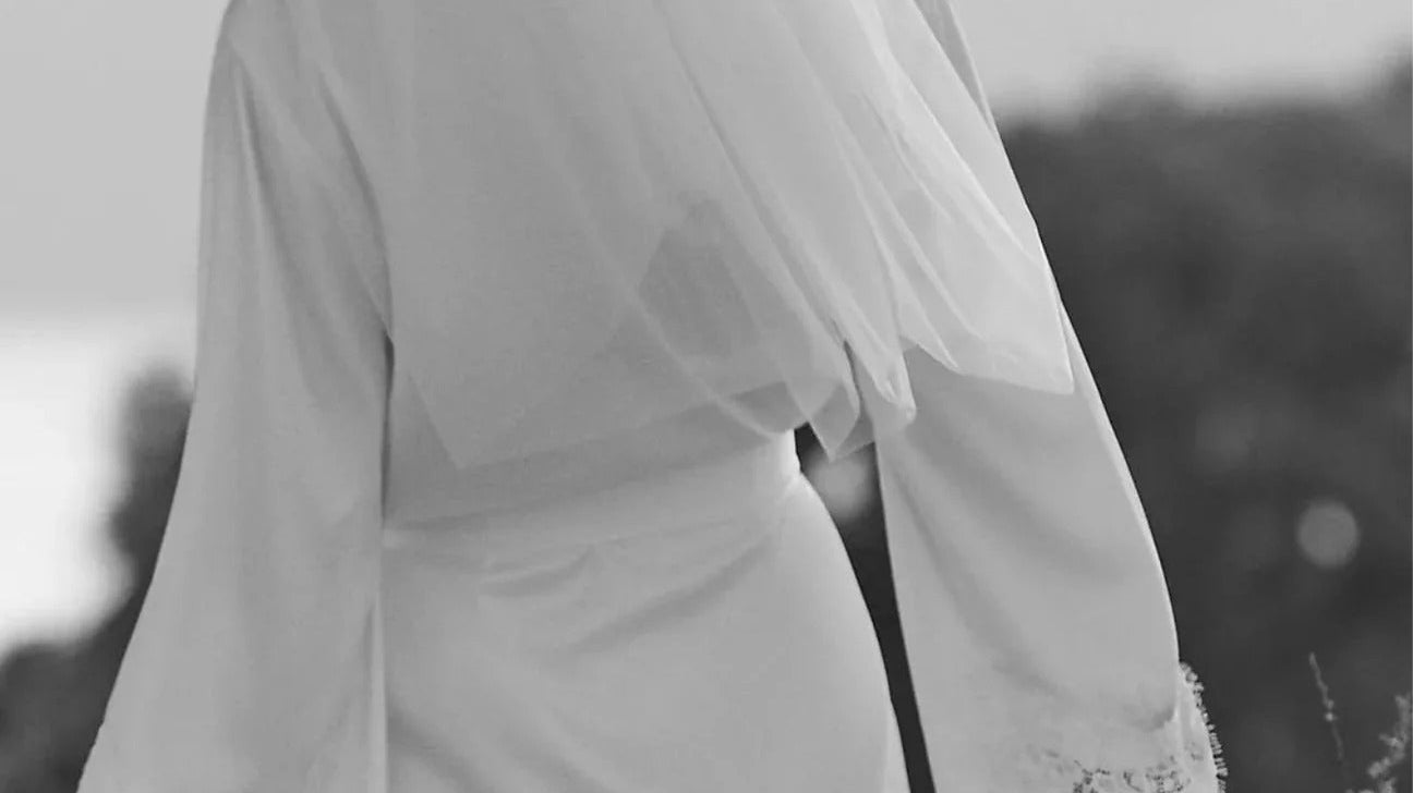 How to Choose the Most Beautiful Bridal Robe for You (2026 Bride’s Guide)