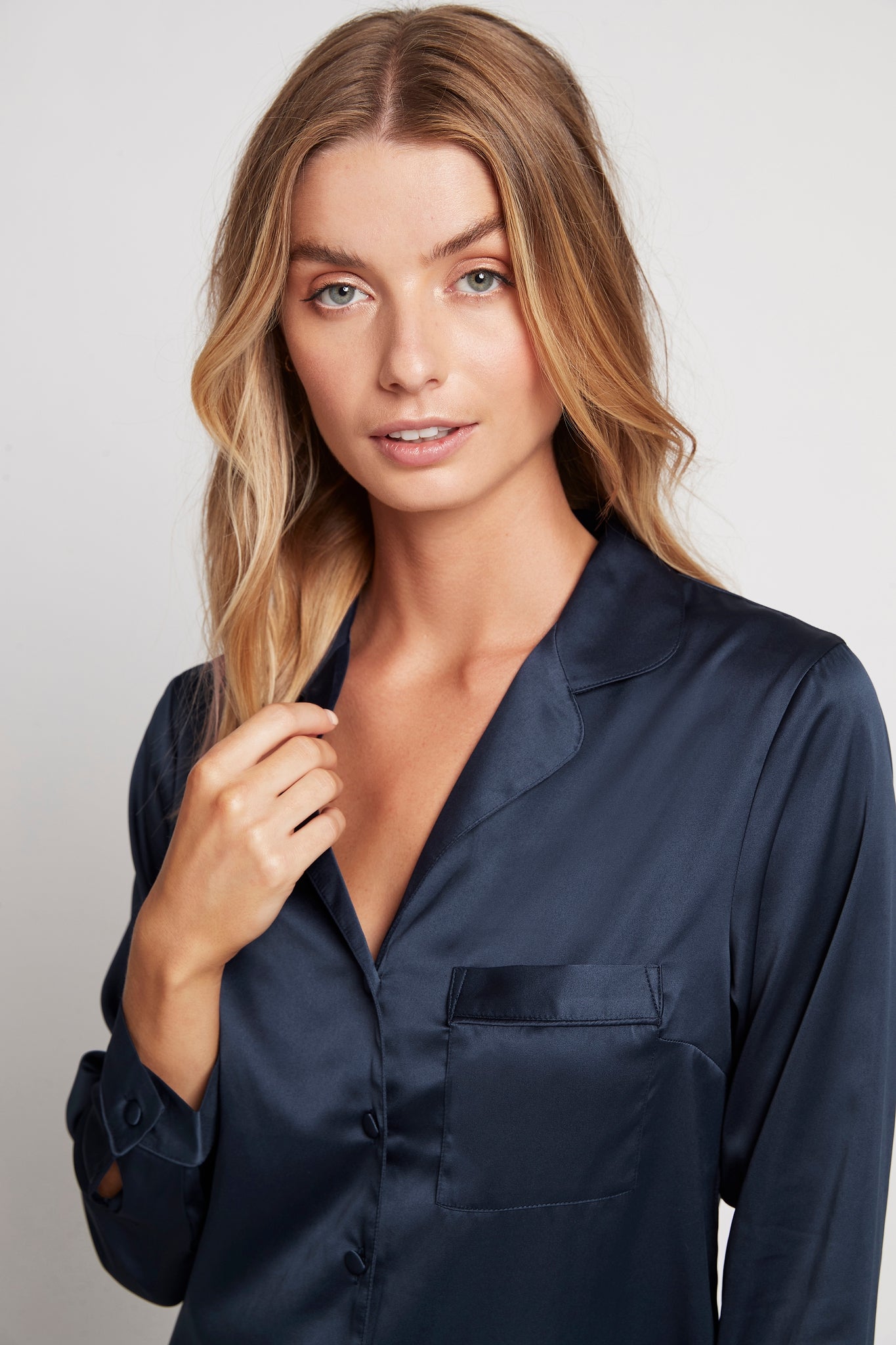 Toni Womens Personalised Satin Satin Pyjama Lounge Set Navy | Homebodii