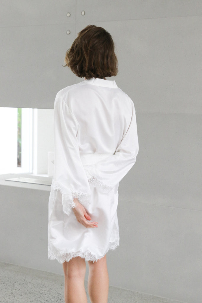 Donatella Robe - White | Homebodii AU.