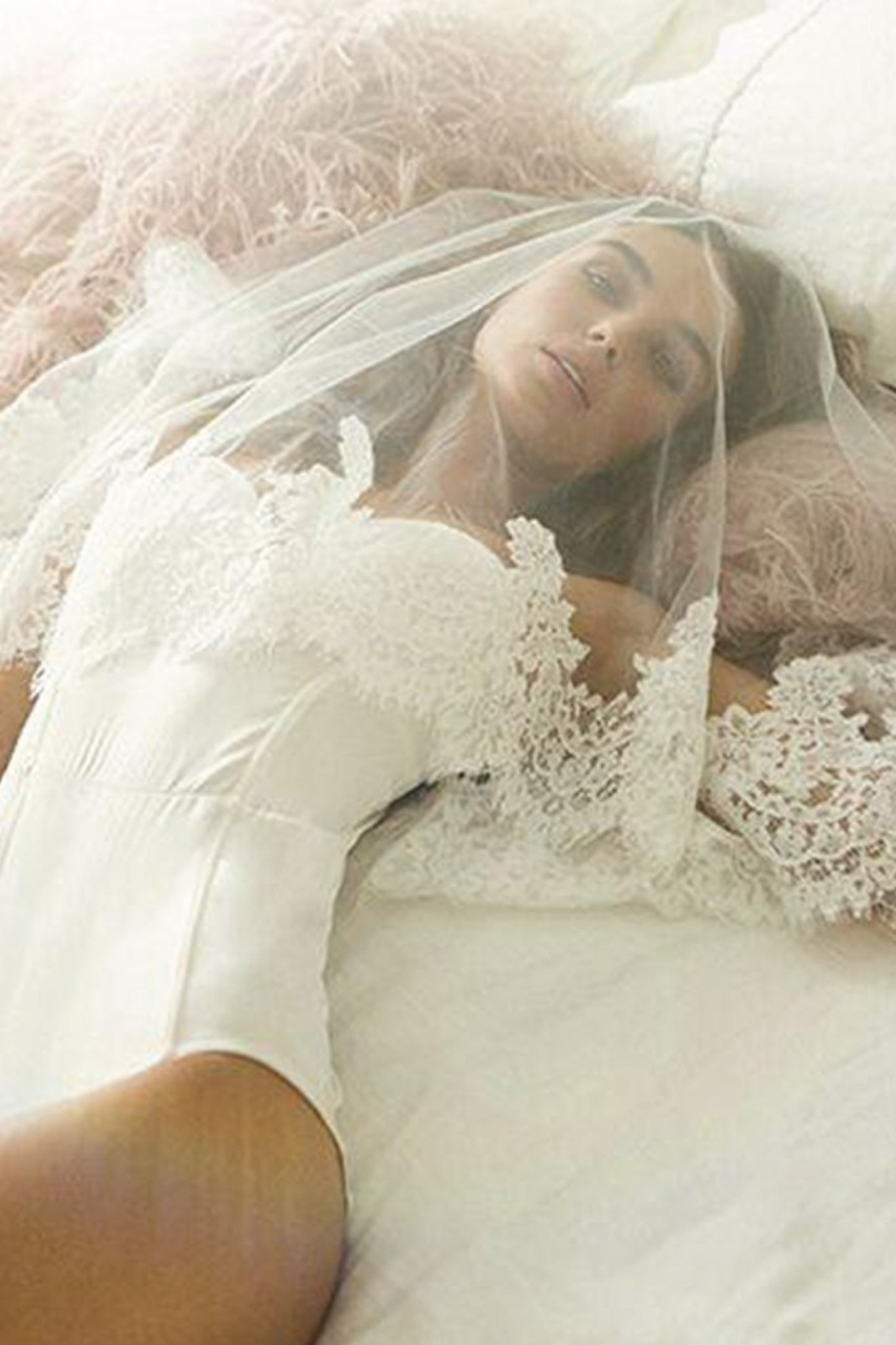 Brooklyn Bodysuit White | Homebodii