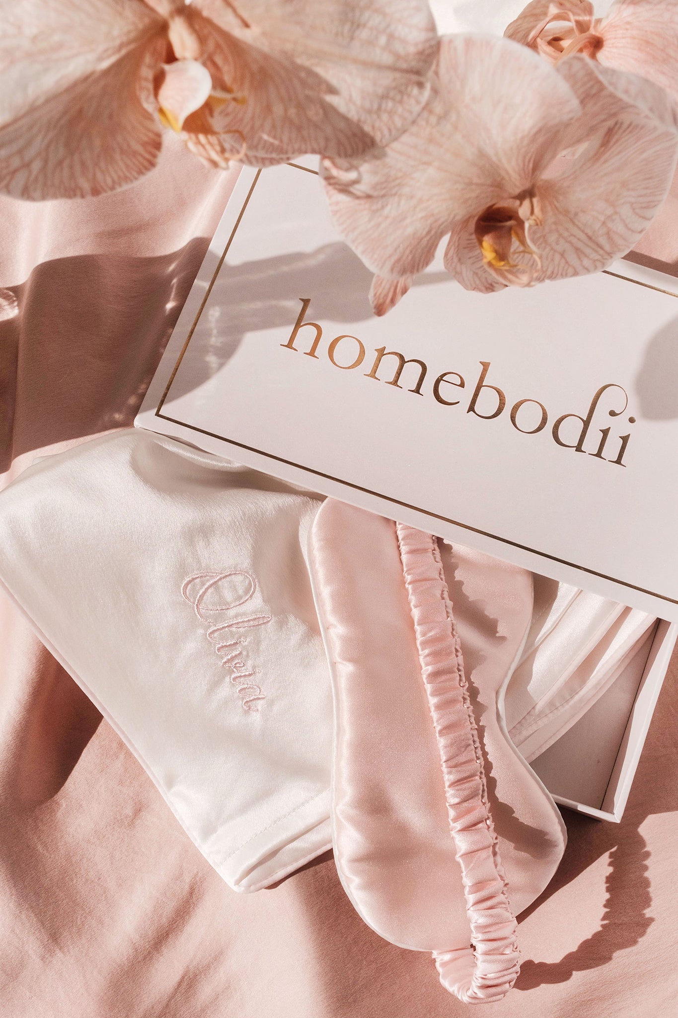 Silk Pillow Case and Silk Eye Mask Gift Set | Homebodii AU.